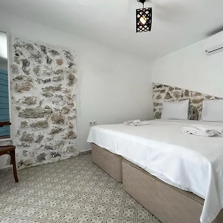 Pangea Sigacik & Terrace